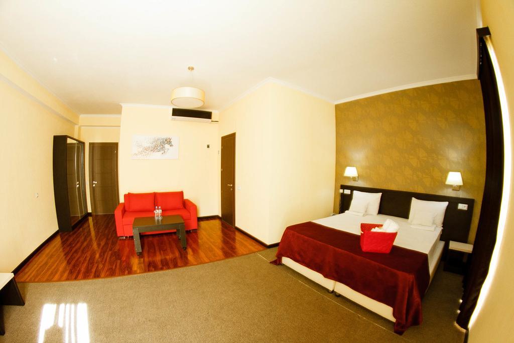 Hotel The One Boutique Tiflis Exterior foto